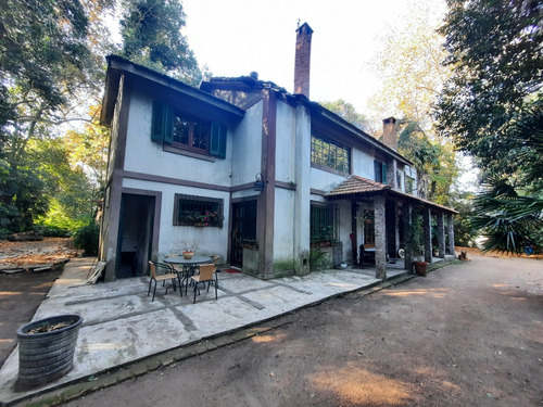 Casa Estilo Campo En 2 Plantas