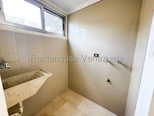Apartamento En Venta En Los Naranjos De Las Mercedes Caracas