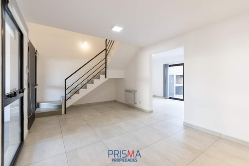 Imagen 5 de 19 de Se Vende Dúplex 3 Dormitorios Miradores I De Manantiales