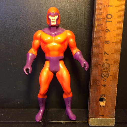  Marvel Super Heroes Secret Wars Magneto 1984 Marvel Comics 