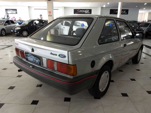 Ford Escort 1.0, Hobby Manual 2p