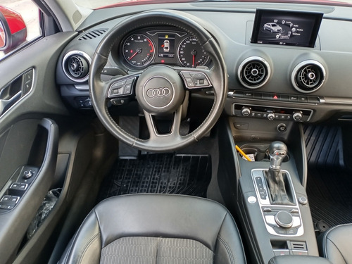 Imagen 11 de 15 de Audi A3 2018 1.4 Sedán Select At Dsg