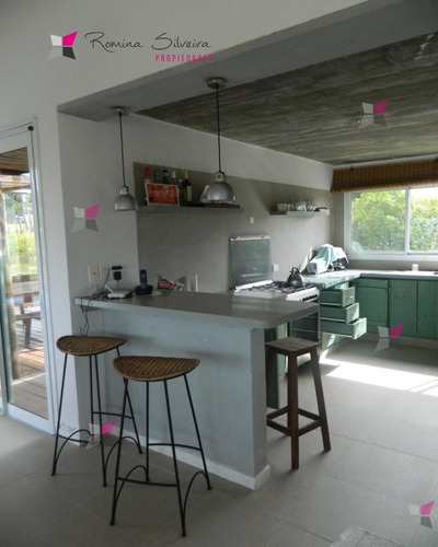 Casa En Jose Ignacio, Barrio Privado- Ref: 9321