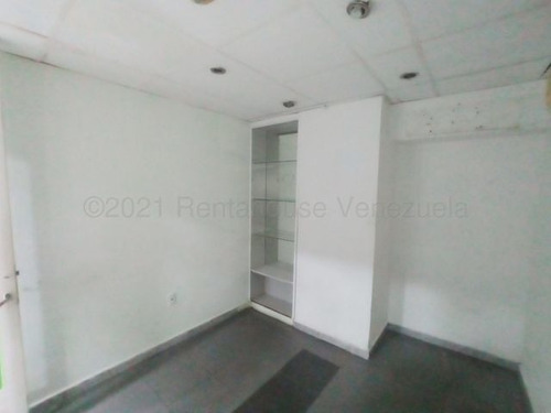 Imagen 4 de 8 de Local En Venta Maracay Zona Centro Cod21-18360 Ava