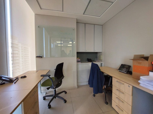Se Arrienda Moderna Oficina Amoblada En Las Condes
