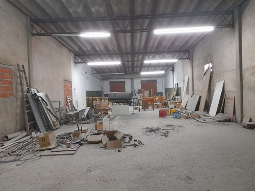 Venta Galpón 454 Metros Avellaneda