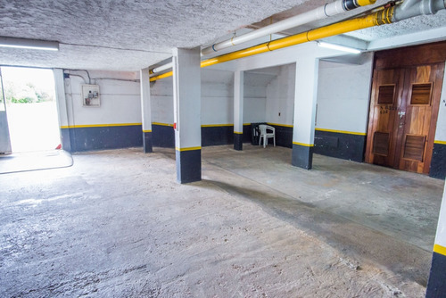 Imagen 10 de 13 de Alquiler - Excelente Apto Parada 4 De 3 Dorm. Y Gge A Pasos Del Enjoy - Zona Tranquila Con Todos Los Servicios Necesarios