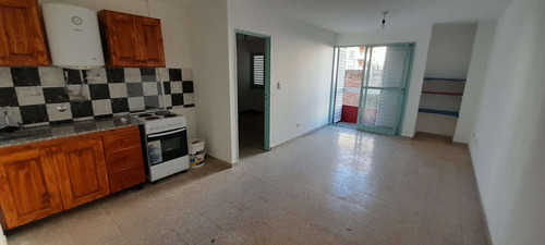 Alberdi - 27 De Abril 980 - Departamento 1 Dormitorio En Alquiler