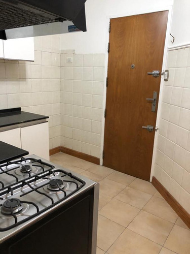 Imagen 7 de 10 de Alquiler De Departamento 3 Ambientes Con Dependencia - Recoleta
