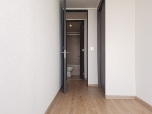 Ref:73576** Vive Cómodo En Macul A Pasos De Metro Y C. Bupa