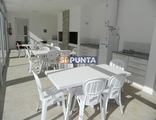 Imagen 18 de 26 de Penthouse 2 Dormitorios Con Parrilla