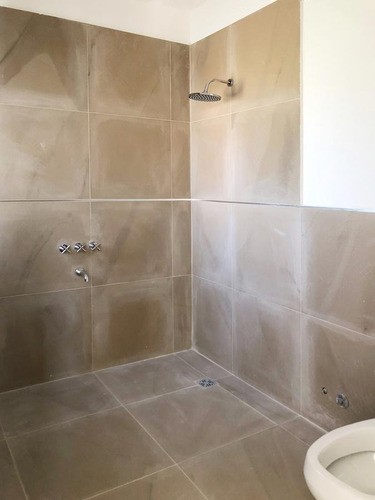 Imagen 25 de 30 de Casa En Venta El Canton Barrio Norte A Laguna C/pileta