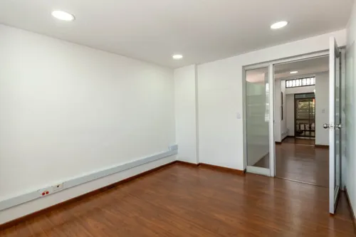 Oficina En Arriendo En Chico Norte Ii Sector. Cod A16706