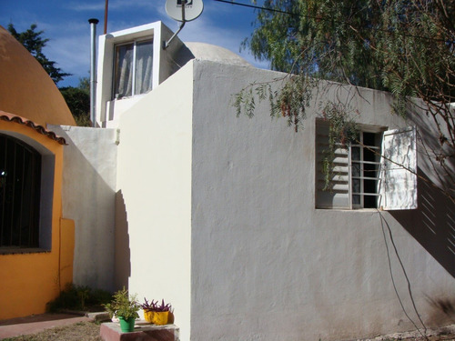 Imagen 2 de 19 de Venta De Casa Iglu Con Departameto En Capilla Del Monte - Cordoba
