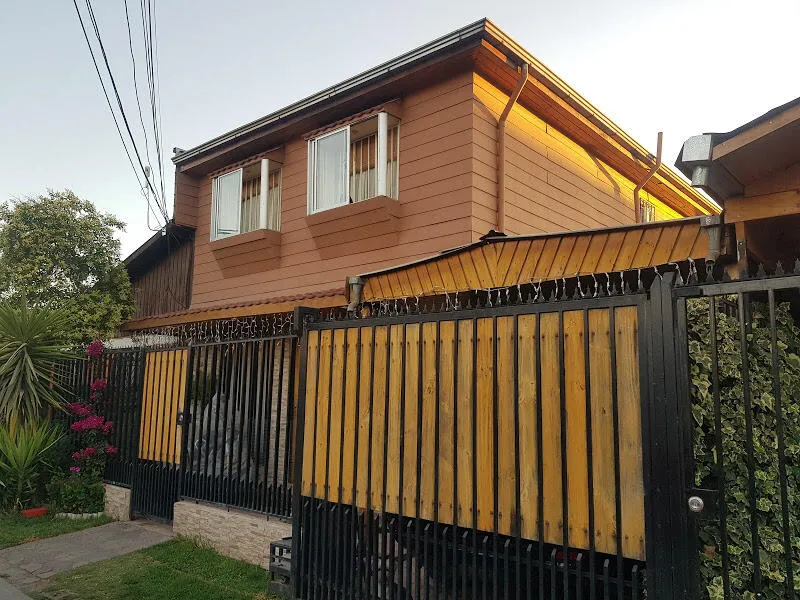 Imagen 1 de 26 de Casa Ampliada En Venta Pasos Héctor Fuenzalida Y Cuatro Pon