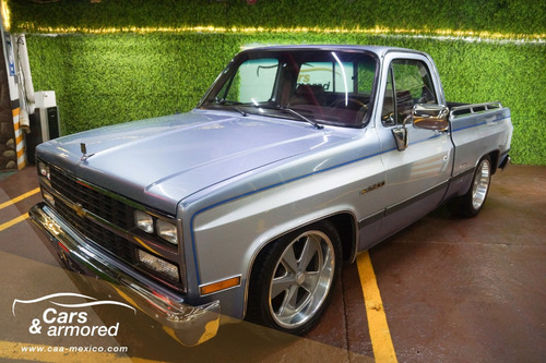 Chevrolet Cheyenne
