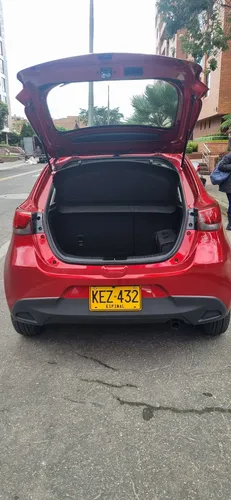 Mazda 2 TOURING AT 1.5