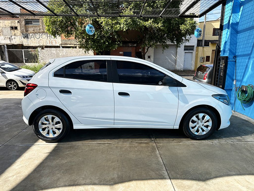 Chevrolet Onix HATCH Joy 1.0 8V Flex 5p Mec.