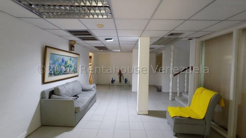 Imagen 13 de 30 de Casa En Venta En El Este De Barquisimeto, Santa Elena Ideal Para Uso Comercial Codigo 23-7831 Sps