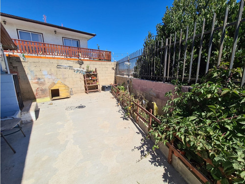 Viña Del Mar / Nueva Aurora / Casa 3d 1b 4e 1b