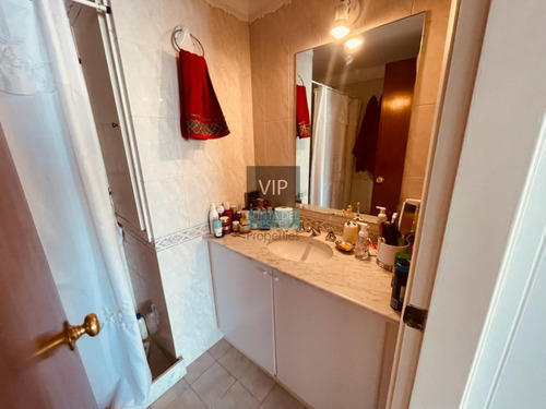 Vendo Penthouse En Playa Mansa- Ref: 541