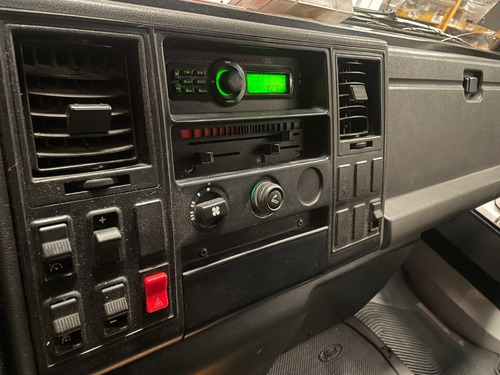 Imagen 7 de 16 de Ford Cargo 915