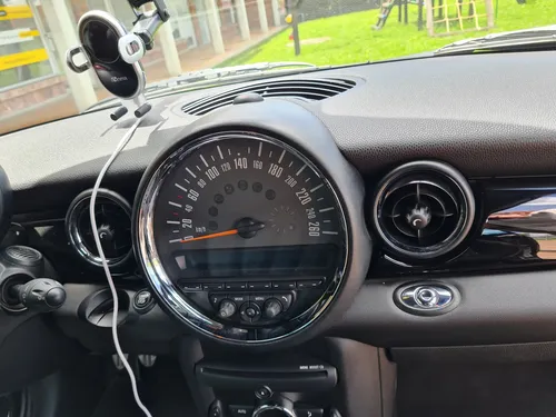 Mini John Cooper Works Cabrio 1.6cc Mt Aa 4x2