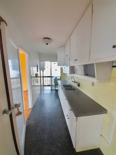 Imagen 9 de 23 de 1214 Venta Apto 3dorm,hermosas Vistas Al Mar Malvin