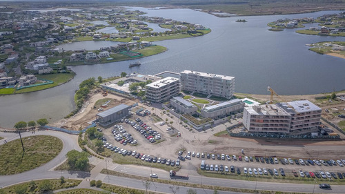 Terreno En Puertos Del Lago - Barrio Amarras