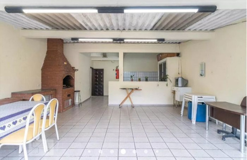 Imagem 13 de 22 de Casa À Venda Na Avenida Do Córrego Jacu, Itaquera, São Paulo - Sp - Liv-12892