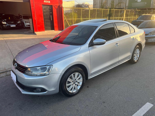 Volkswagen Vento 2.0 Advance I 110cv