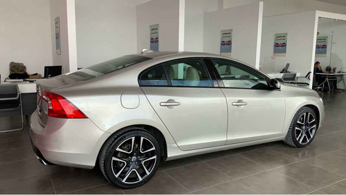 Imagen 6 de 15 de Volvo S60 2017 4p Dynamic T5 L4/2.0/ T Aut