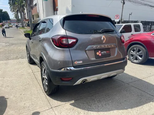 Renault Captur 2.0 Intens Automática