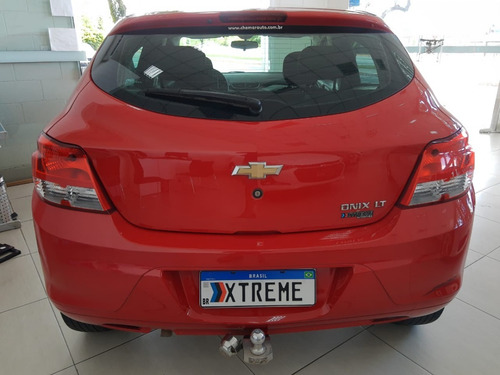 Gm Chevrolet Onix Lt 1.0 8v Flex 2015
