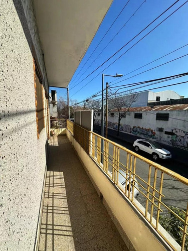 Casa Multifamiliar En Venta - 272mts2 - Nueva Pompeya