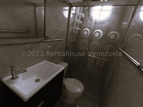 Imagen 16 de 22 de Esplendido Apartamento En Venta Resd. Palacio Real La Victoria 23-19200 Ejc 04243439046