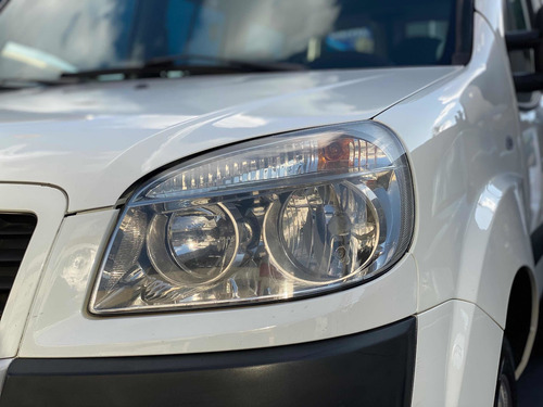 Imagem 5 de 15 de Fiat/ Doblo Essence 1.8 7l