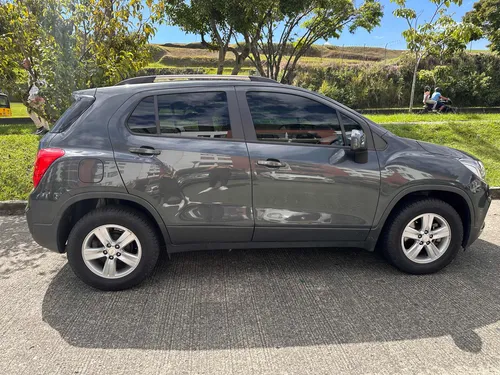 Chevrolet Tracker 1.8 Ls At