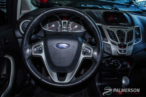 Ford Fiesta Kinetic Design 1.6 Design 120cv Titanium 2013