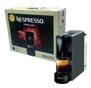 Cafetera Nespresso® Original Más 50 Cápsulas Black Café.