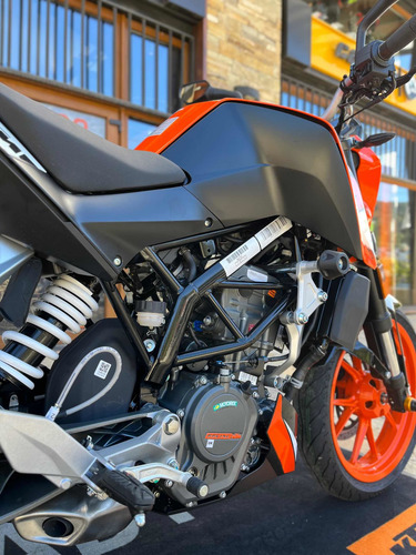 Imagen 5 de 6 de Ktm 200 Duke | 2023 | Financiada