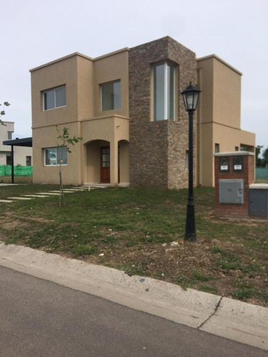 Imagen 4 de 30 de Casa - Santa Lucia