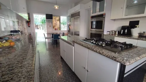 Casa En Venta En Cerro Verde