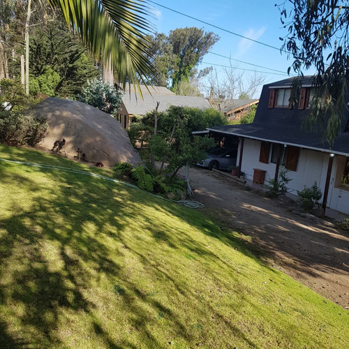 Arriendo Por Noche Acogedora Casa, Con Excelente Ubicación.