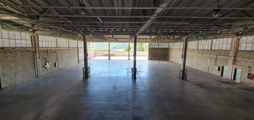 Imagen 5 de 6 de #1576 Local 3.159,23m2 Guatire