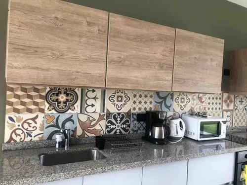 Casa En Venta - 3 Dormitorios 2 Baños - Mendoza