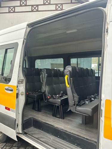 Mercedes-Benz Sprinter Van 28lugaresdoc ônibus