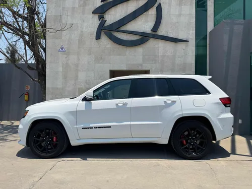 Jeep Grand Cherokee 6.4 Srt-8 At