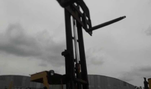 Imagen 4 de 15 de Autoelevador Linde Toyota 7000kg Diesel Envios Al Pais