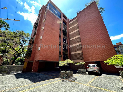 Apartamento En Venta En Campo Alegre 23-25632 Yf